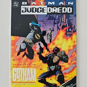 BATMAN Judge Dredd - Vendetta In Gotham - 1993 DC Comic Book VF/NM